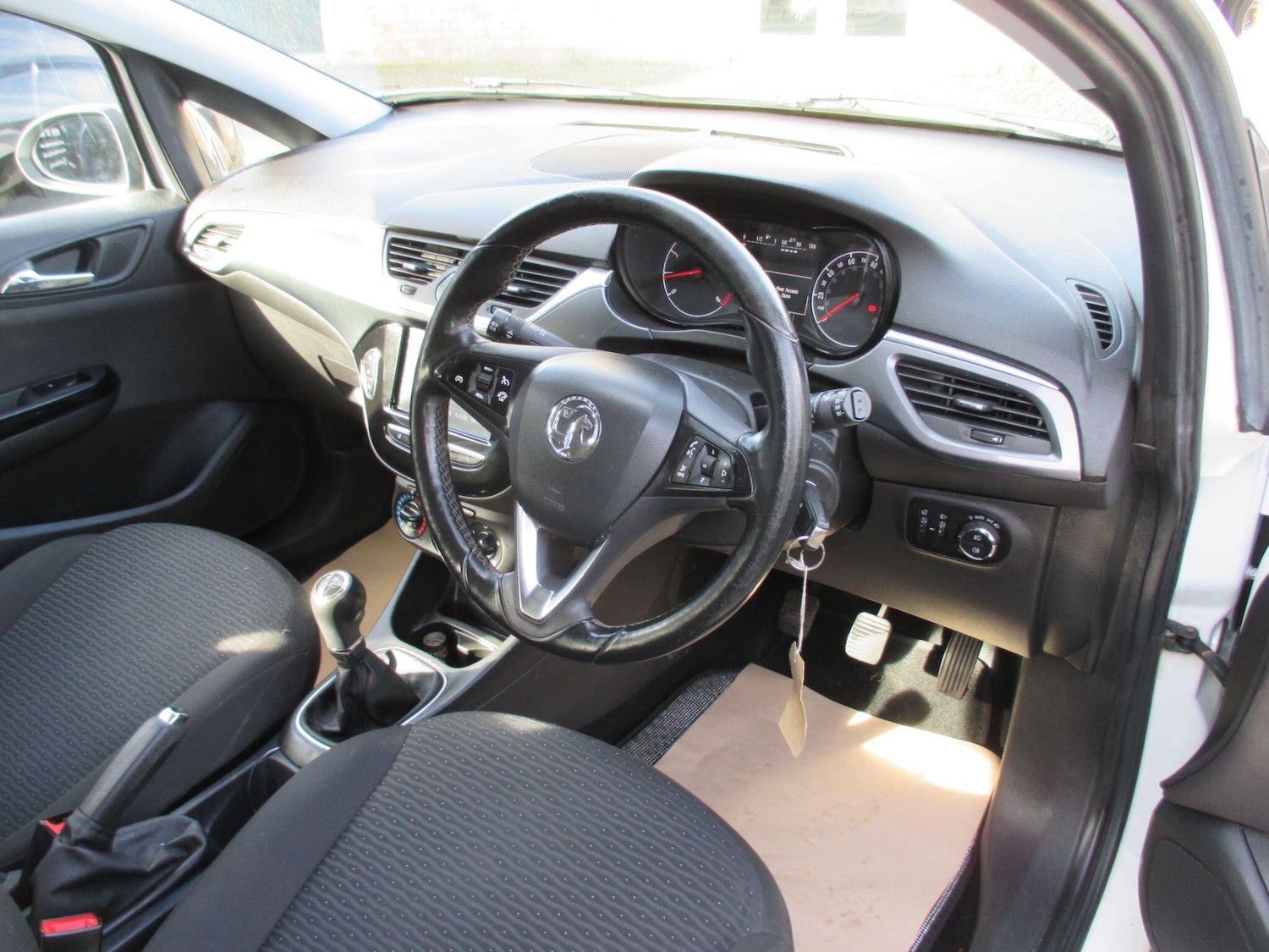 Used Vauxhall Corsa 2016 for sale - 77738302: Photo 16