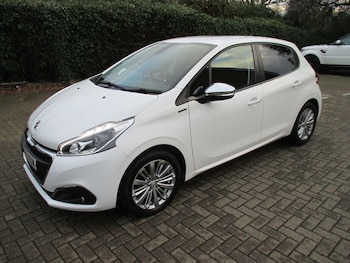 Used Peugeot 208 2019 for sale - 76994488: Photo
