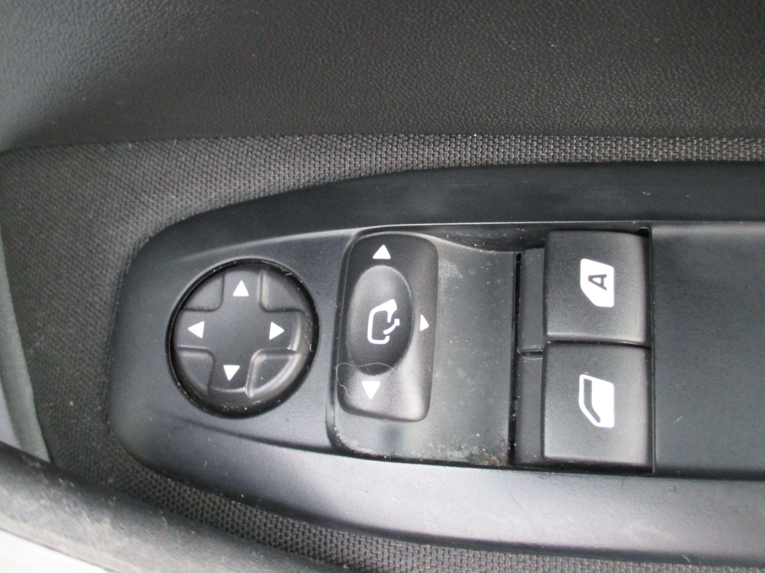 Used Peugeot 208 2019 for sale - 76994488: Photo 42