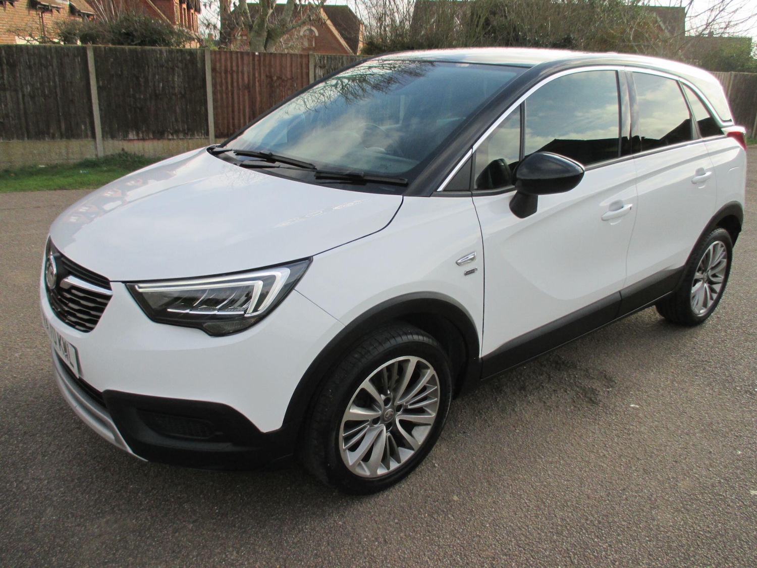 Used Vauxhall Crossland X 2020 for sale - 77738658: Photo 2