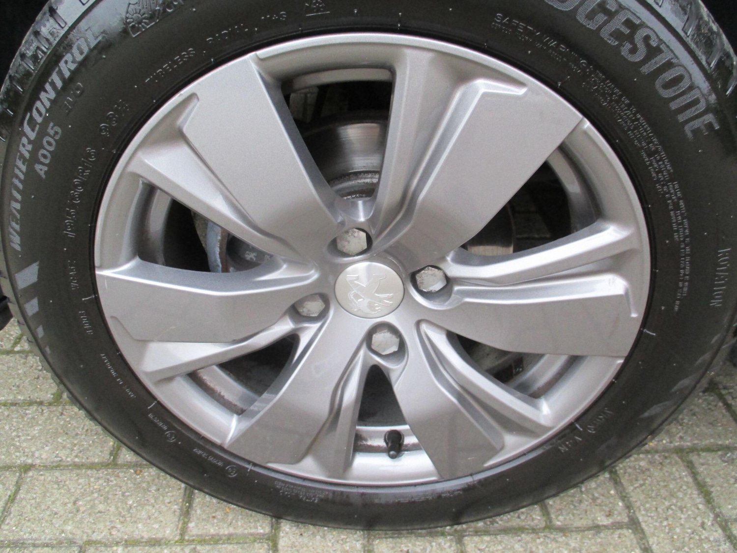 Used Peugeot 2008 2018 for sale - 76399290: Photo 11