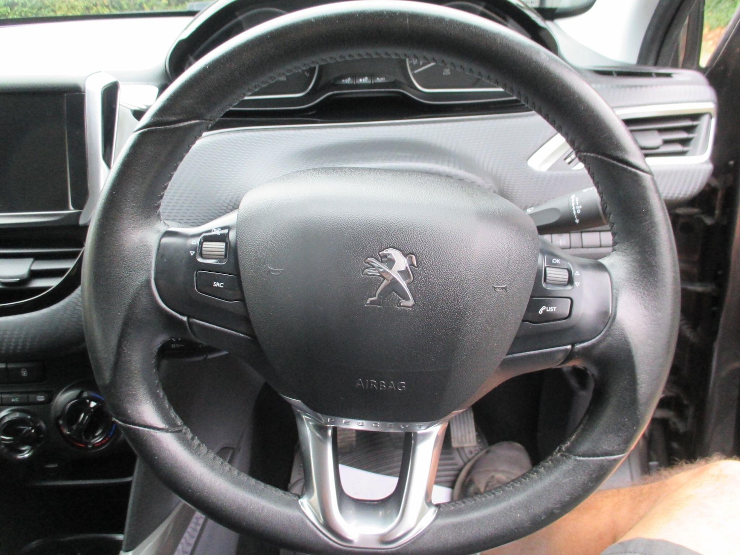 Used Peugeot 2008 2018 for sale - 76399290: Photo 18