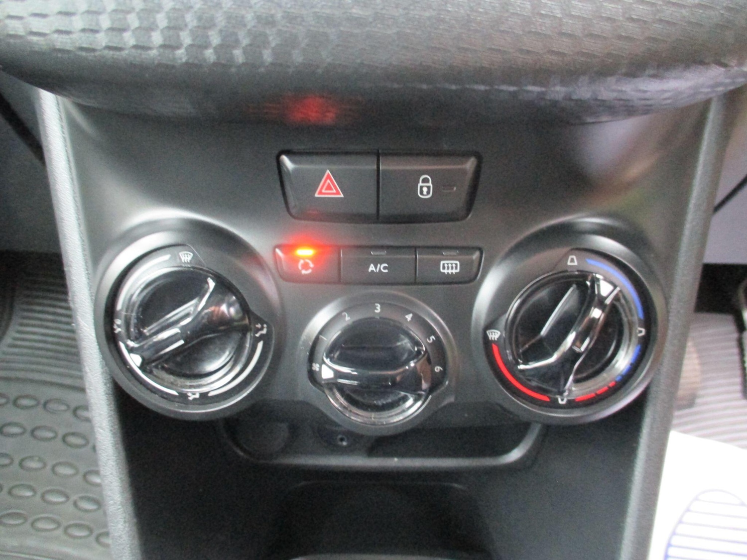 Used Peugeot 2008 2018 for sale - 76399290: Photo 21