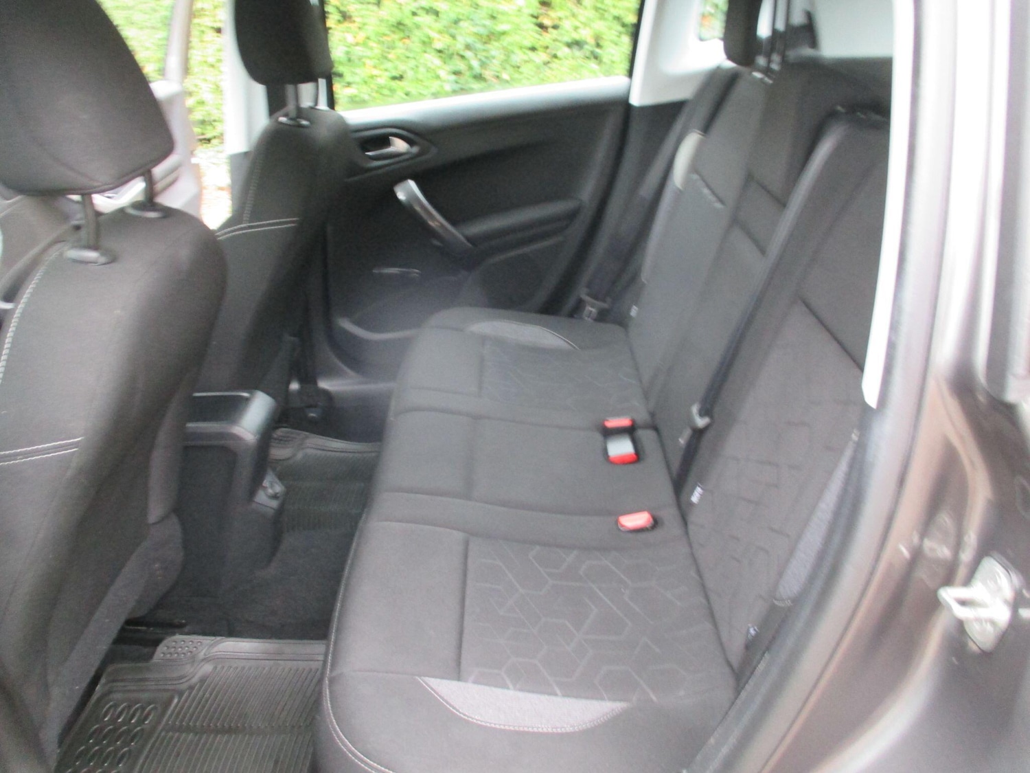 Used Peugeot 2008 2018 for sale - 76399290: Photo 31