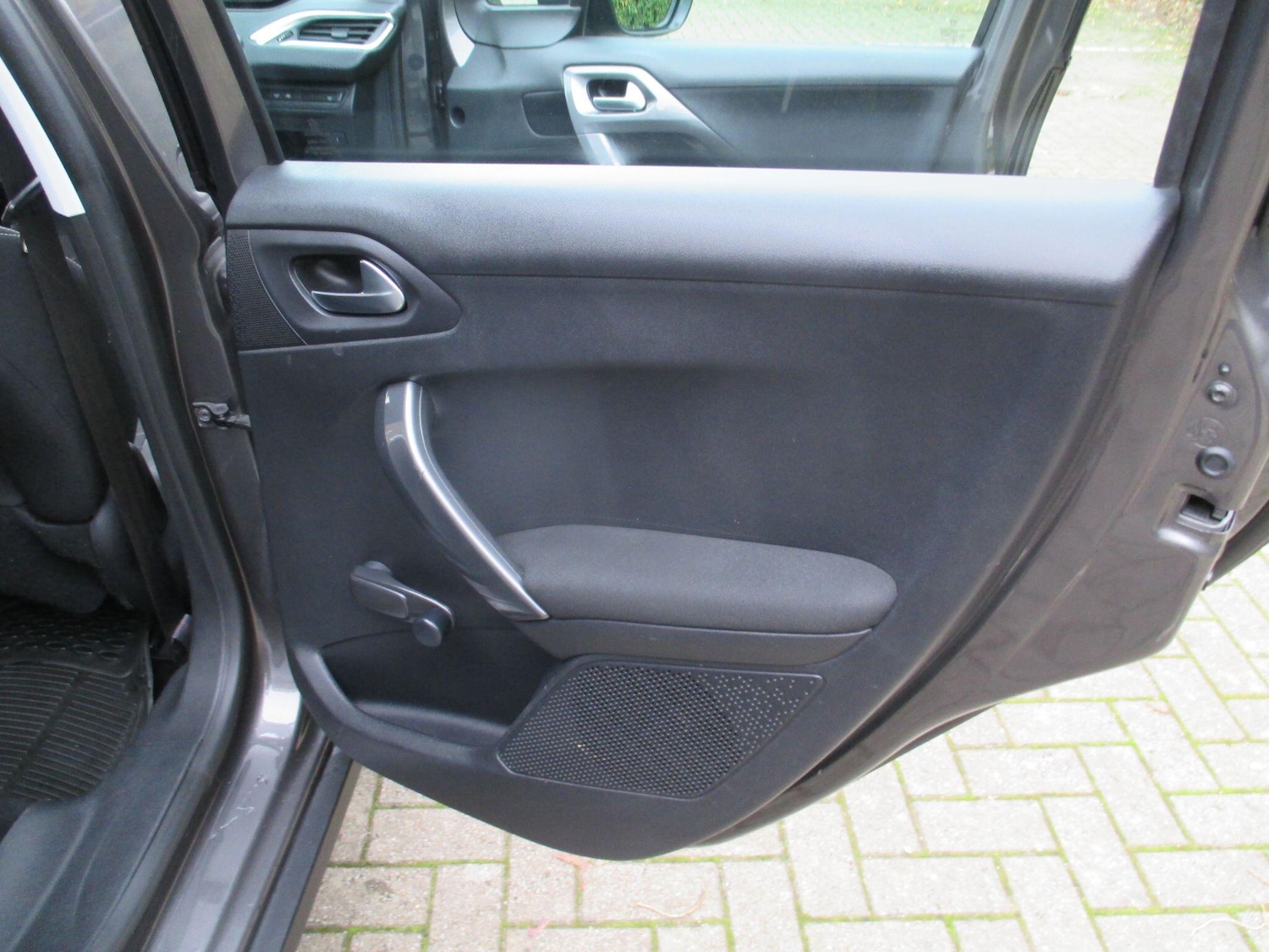 Used Peugeot 2008 2018 for sale - 76399290: Photo 40