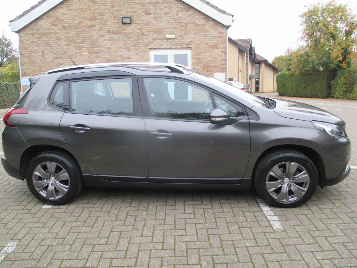 Used Peugeot 2008 2018 for sale - 76399290: Photo 5