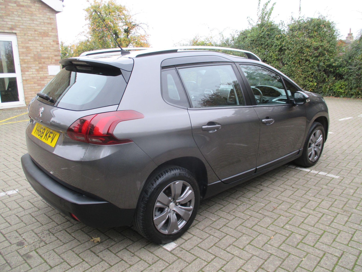 Used Peugeot 2008 2018 for sale - 76399290: Photo 6