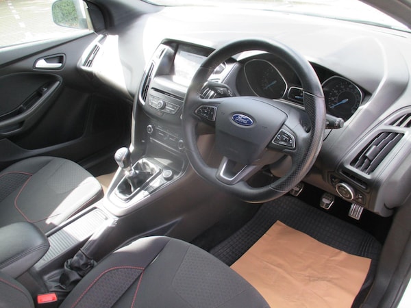 Used Ford Focus 2018 for sale - 75978710: Photo 16