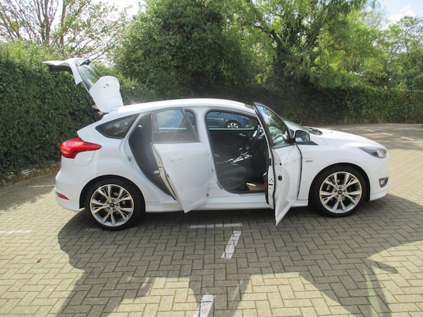 Used Ford Focus 2018 for sale - 75978710: Photo 9