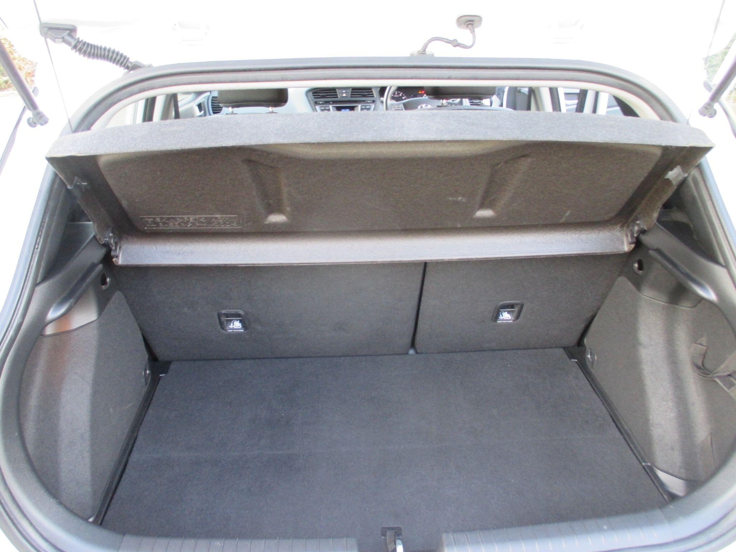 Used Hyundai i20 2017 for sale - 77892144: Photo 47