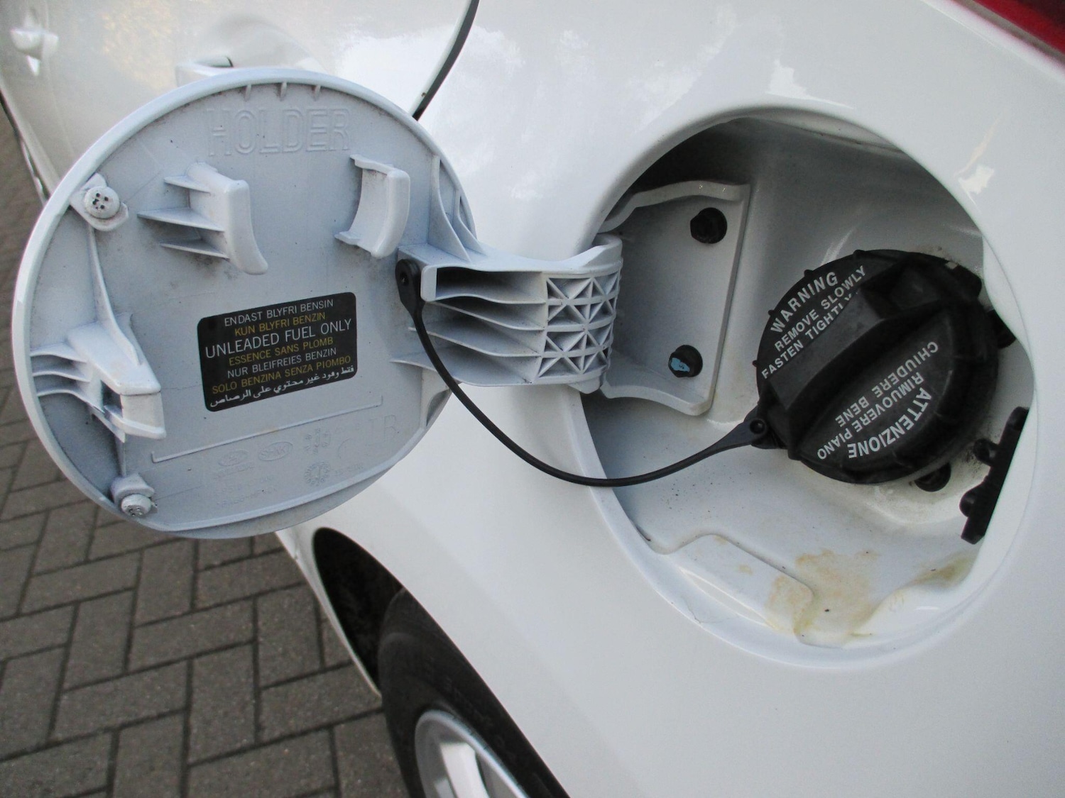 Used Hyundai i20 2017 for sale - 77892144: Photo 50