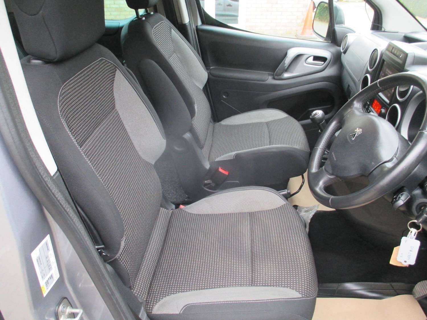 Used Peugeot Partner Tepee 2018 for sale - 76349831: Photo 23
