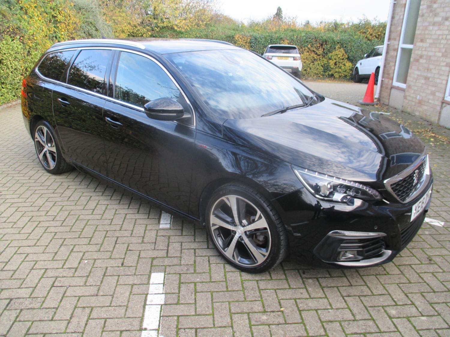 Used Peugeot 308 2018 for sale - 76498815: Photo 1