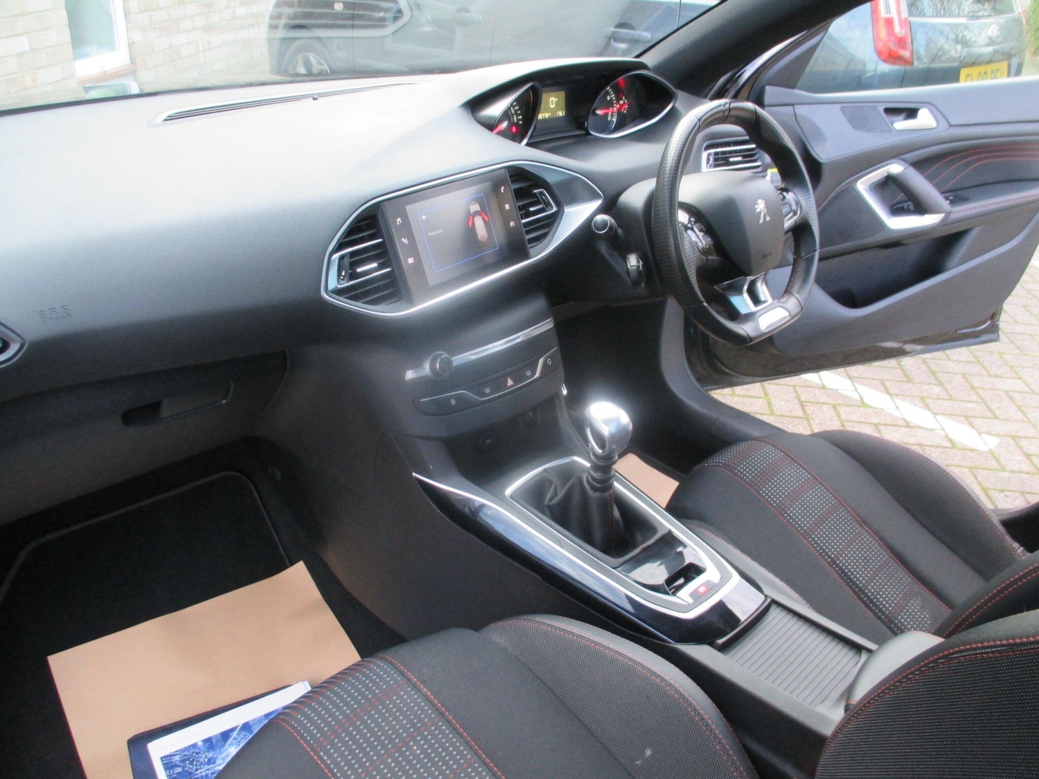 Used Peugeot 308 2018 for sale - 76498815: Photo 15