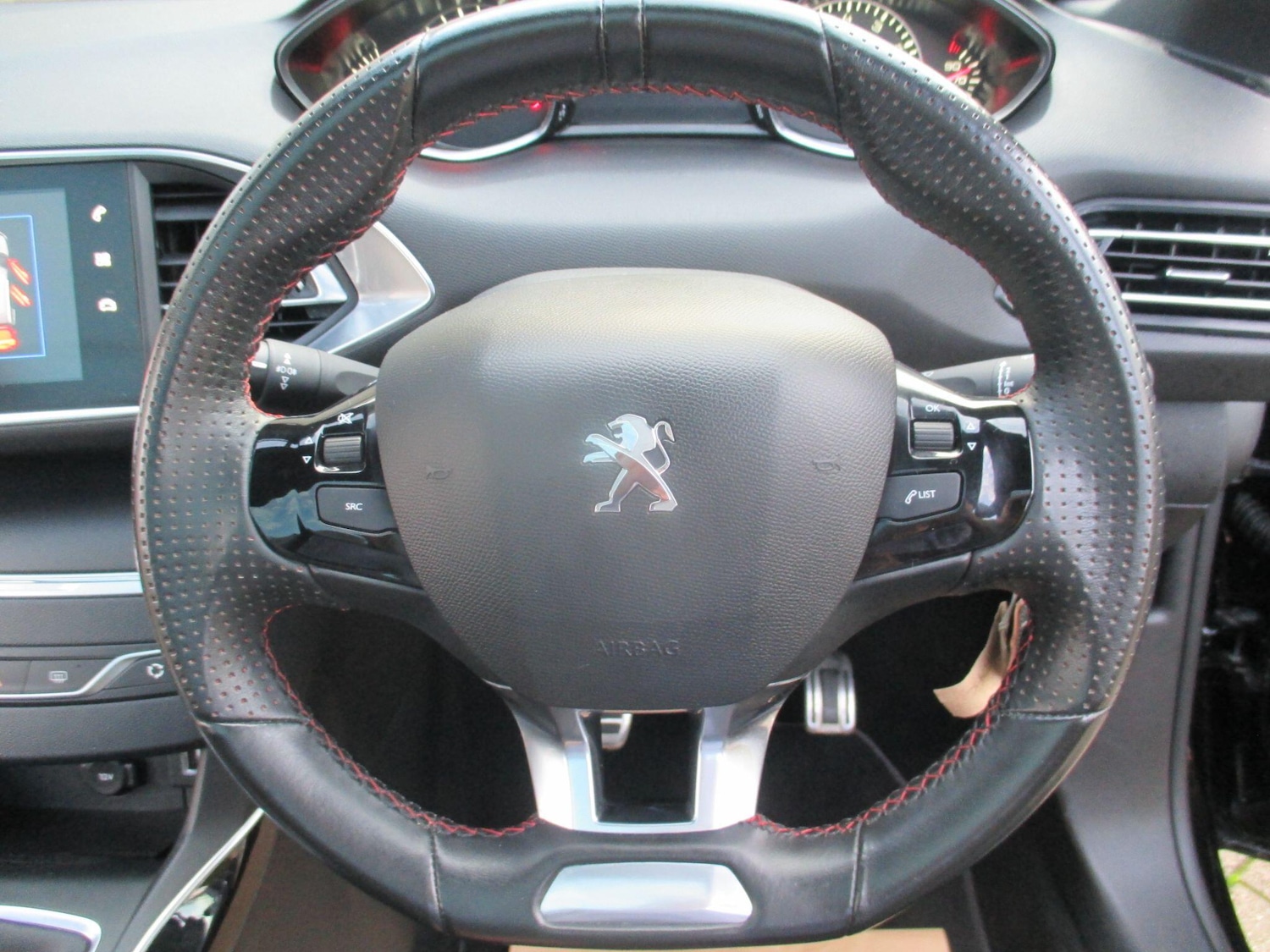 Used Peugeot 308 2018 for sale - 76498815: Photo 17