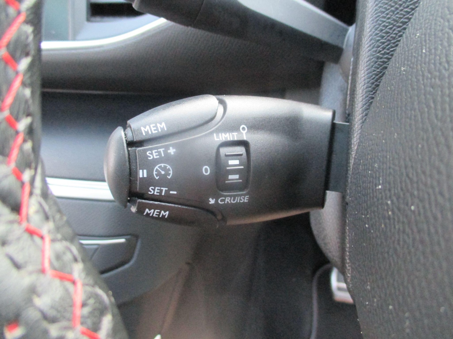 Used Peugeot 308 2018 for sale - 76498815: Photo 33