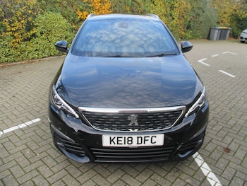 Used Peugeot 308 2018 for sale - 76498815: Photo