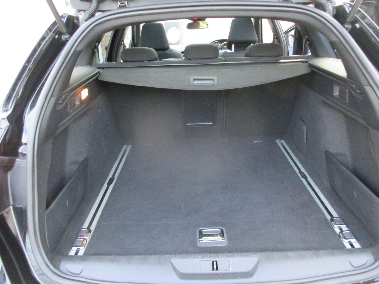 Used Peugeot 308 2018 for sale - 76498815: Photo 46