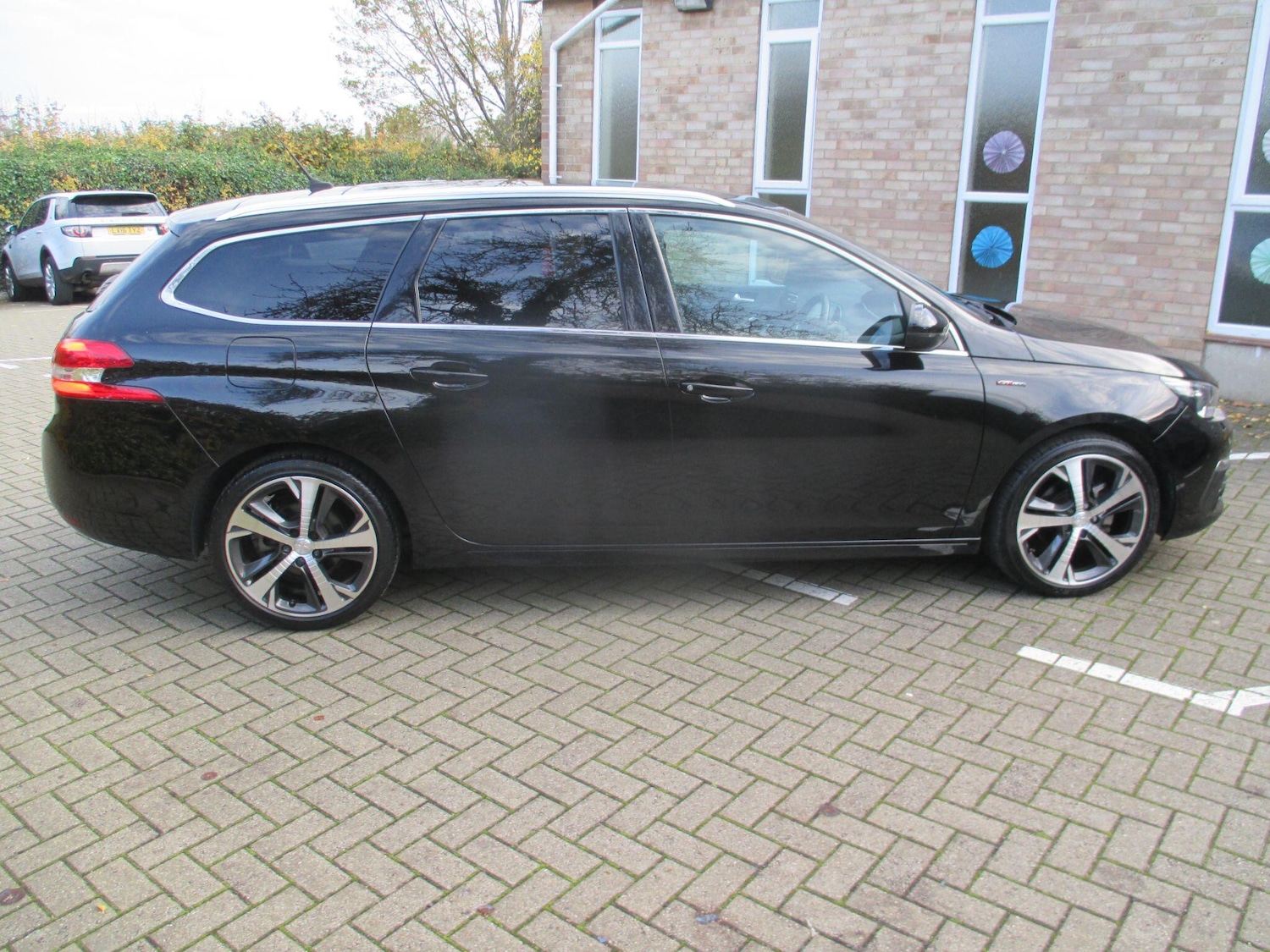Used Peugeot 308 2018 for sale - 76498815: Photo 6