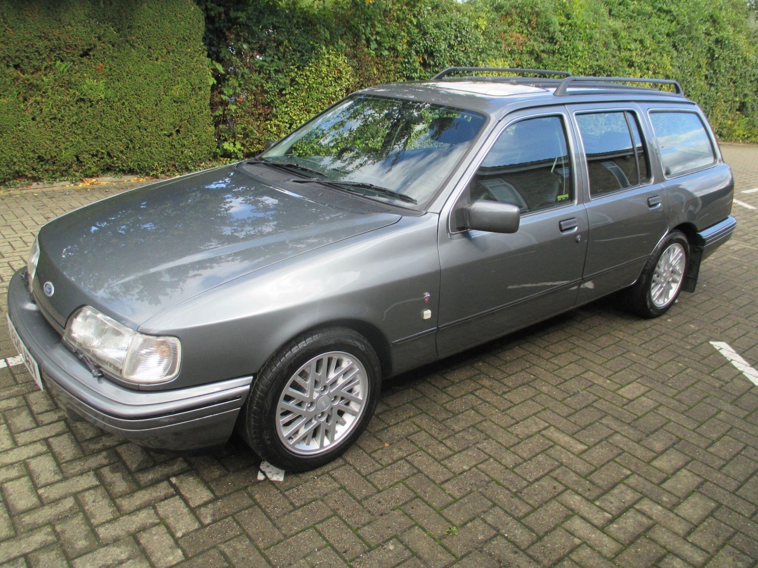 Used Ford Sierra for sale - 78185797: Photo 2