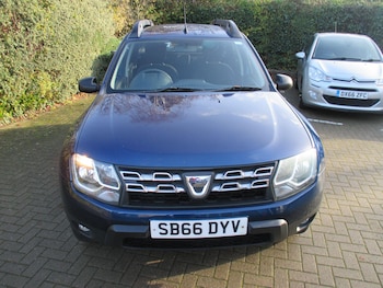 Used Dacia Duster 2016 for sale - 76780566: Photo