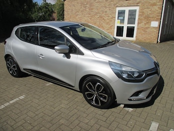 Used Renault Clio 2019 for sale - 79521292: Photo