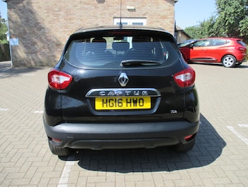 Used Renault Captur 2016 for sale - 79532807: Photo