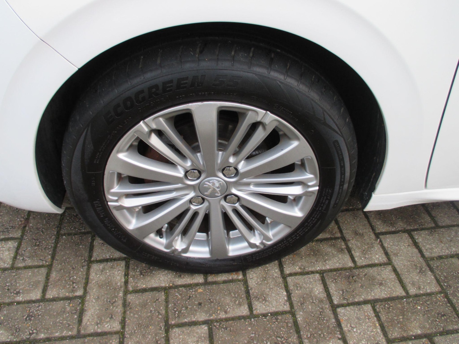 Used Peugeot 208 2019 for sale - 76702042: Photo 12