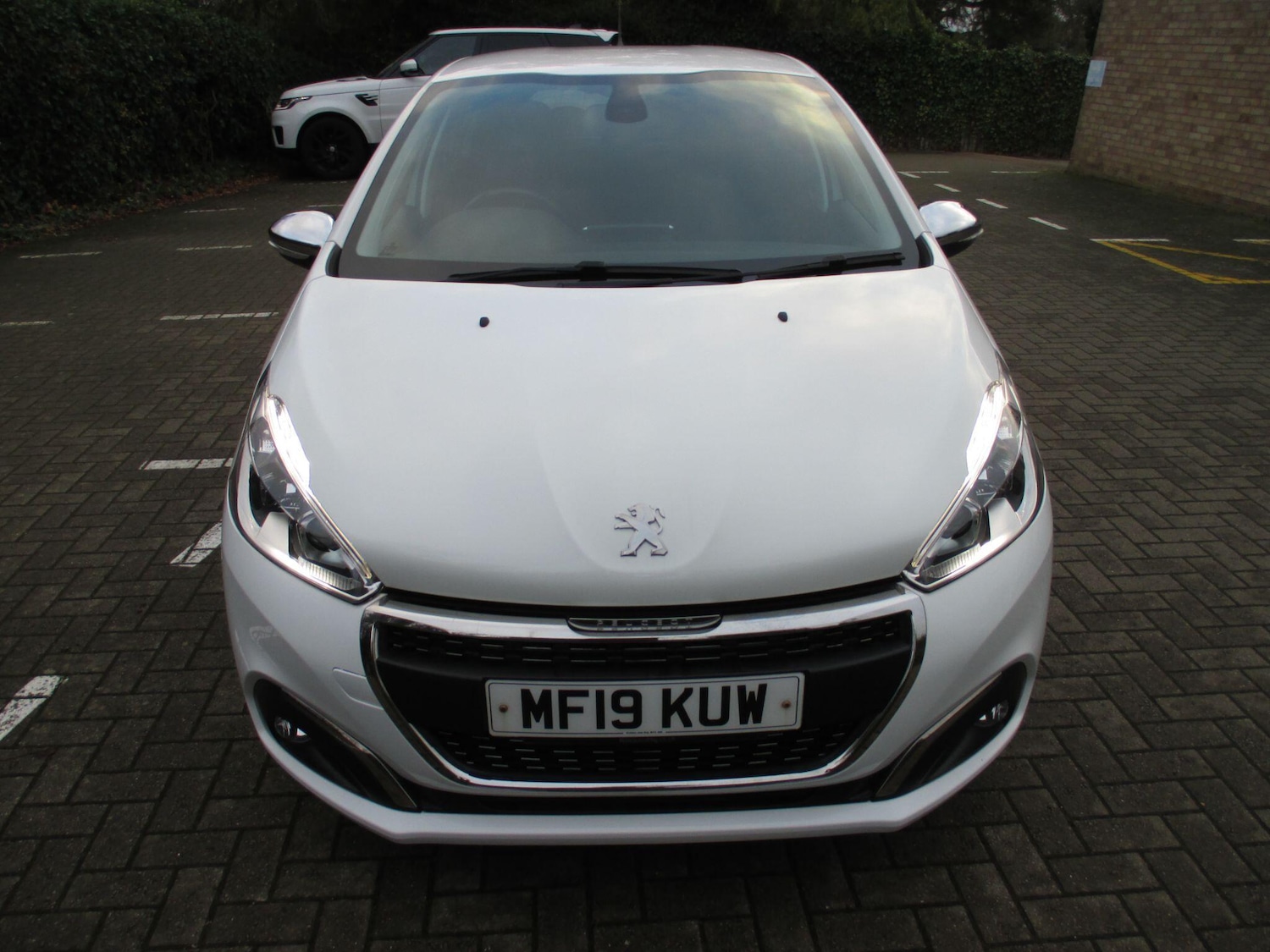 Used Peugeot 208 2019 for sale - 76702042: Photo 3