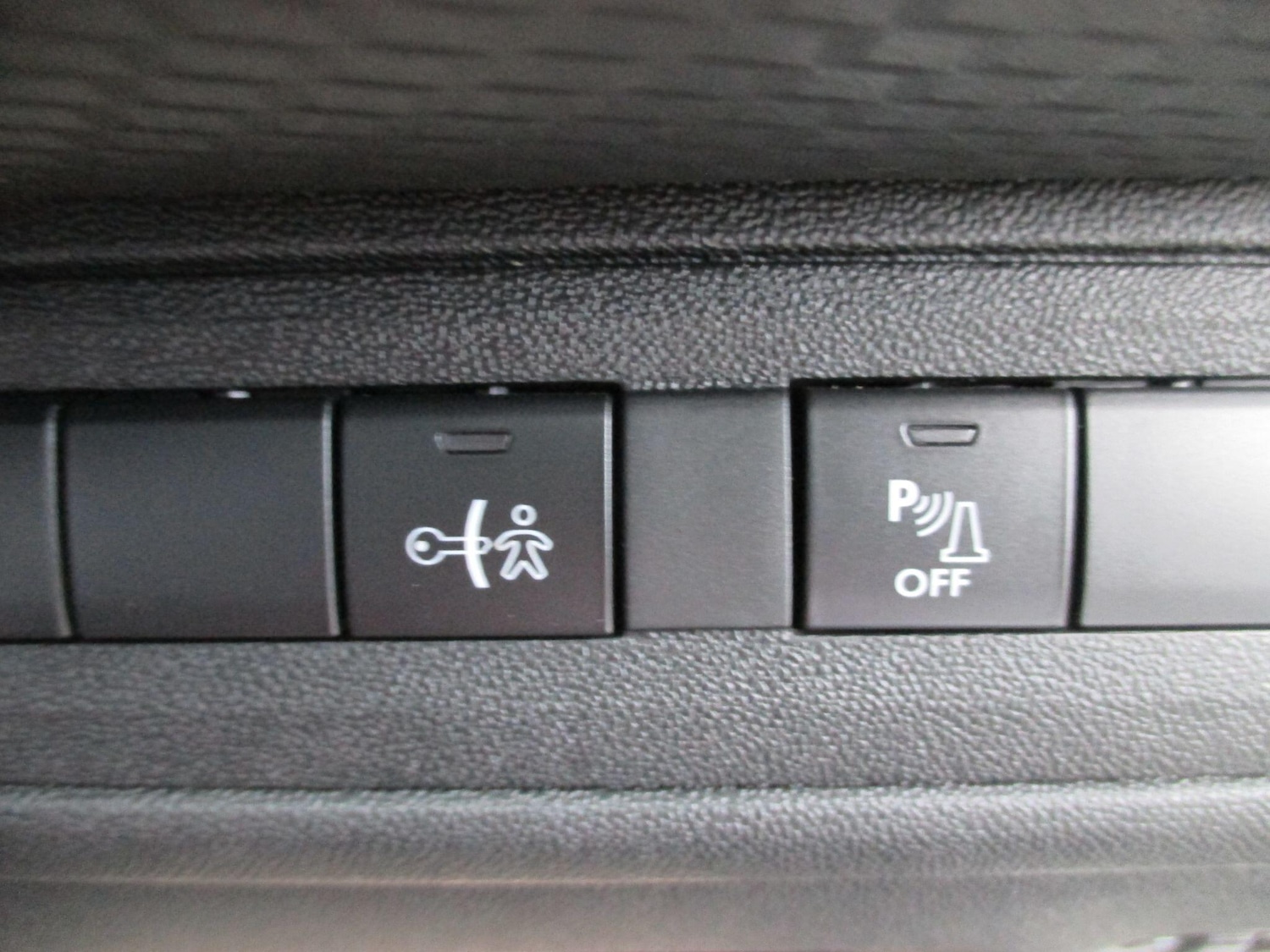 Used Peugeot 208 2019 for sale - 76702042: Photo 39