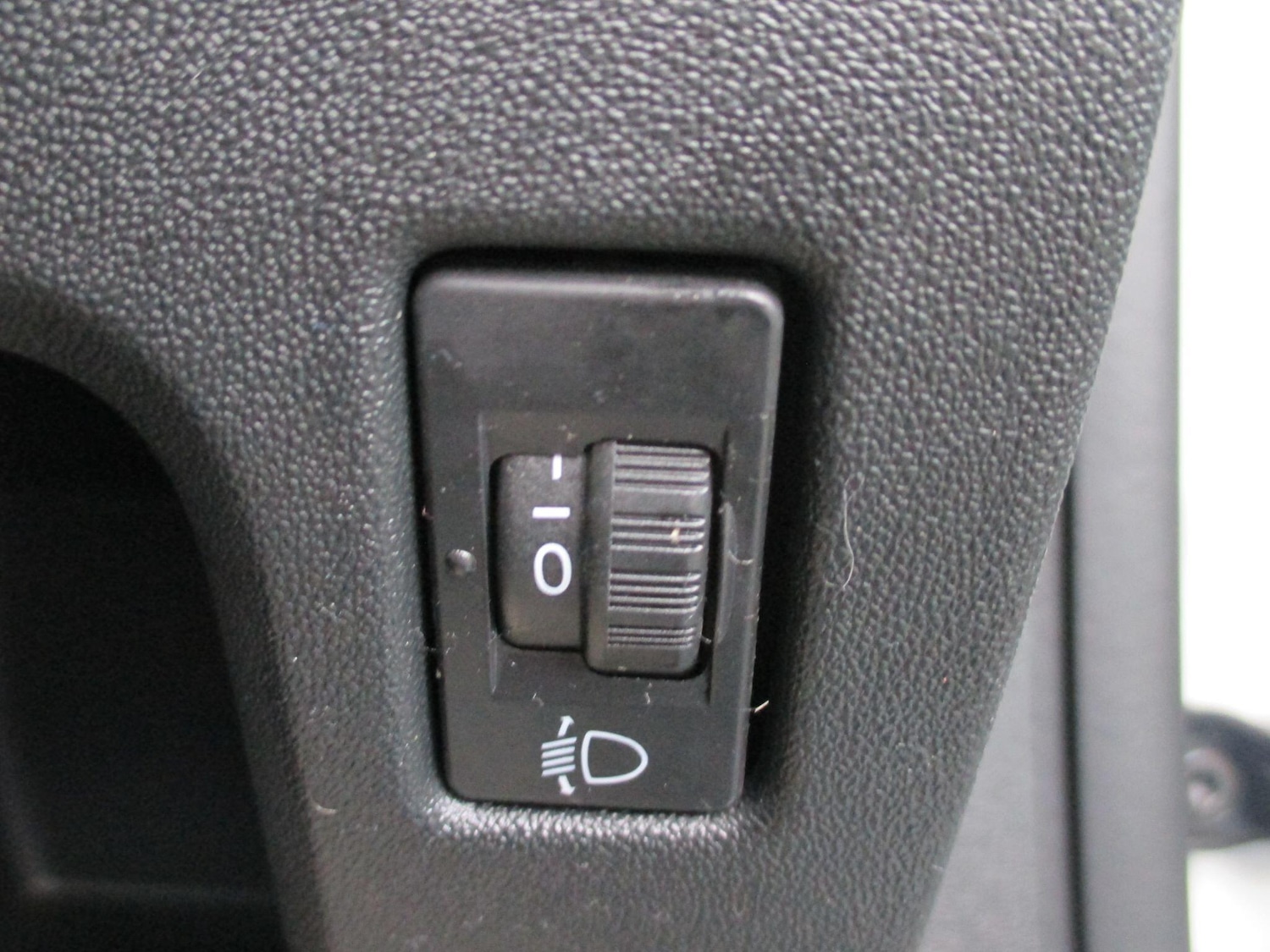 Used Peugeot 208 2019 for sale - 76702042: Photo 41