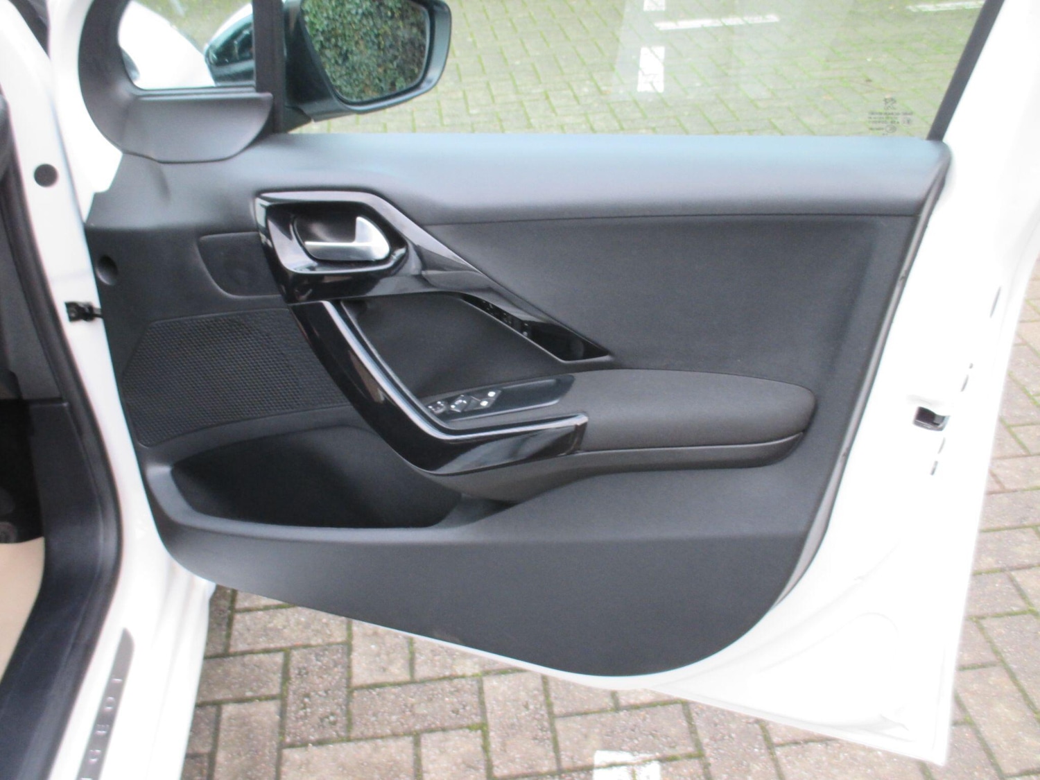 Used Peugeot 208 2019 for sale - 76702042: Photo 43