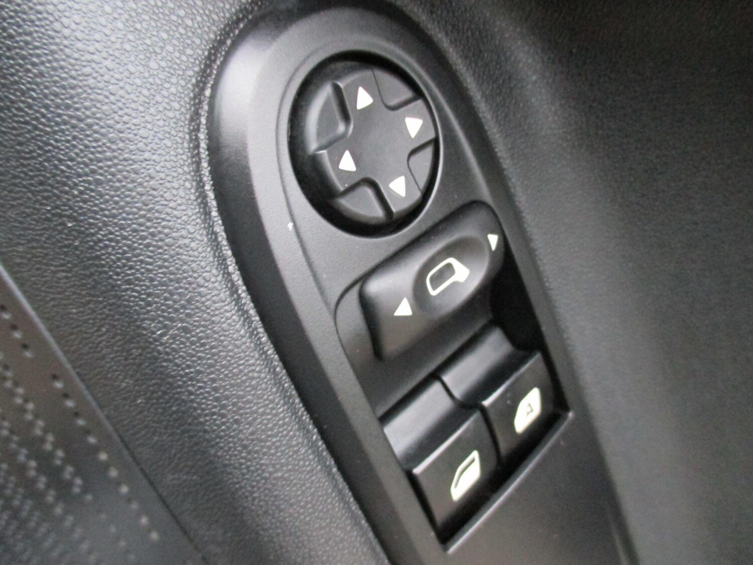 Used Citroen C3 for sale - 77683411: Photo 38