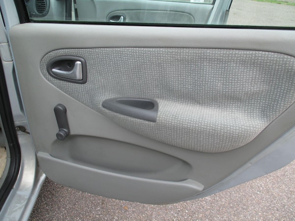 Used Renault Megane 2003 for sale - 76227350: Photo 11
