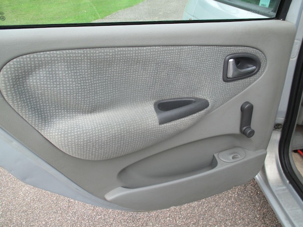 Used Renault Megane 2003 for sale - 76227350: Photo 12