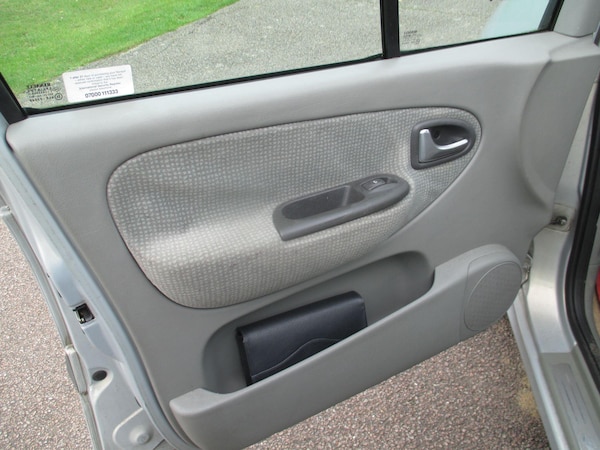 Used Renault Megane 2003 for sale - 76227350: Photo 13
