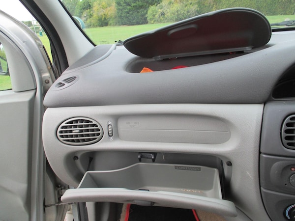 Used Renault Megane 2003 for sale - 76227350: Photo 28