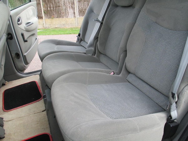 Used Renault Megane 2003 for sale - 76227350: Photo 32