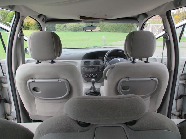 Used Renault Megane 2003 for sale - 76227350: Photo 35