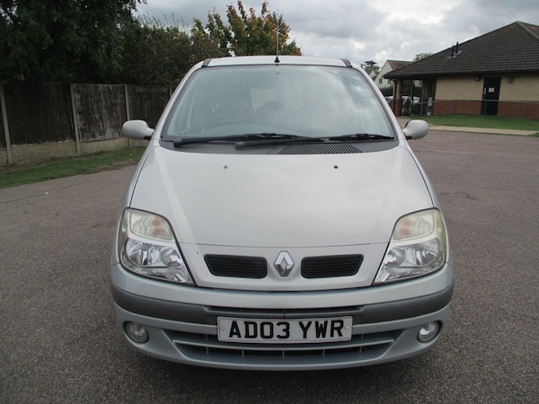 Used Renault Megane 2003 for sale - 76227350: Photo 3