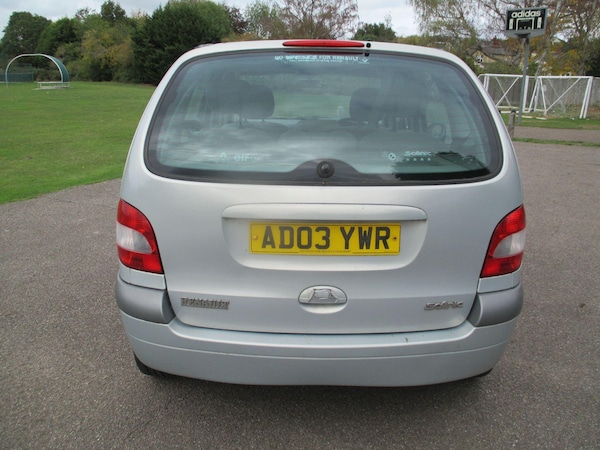 Used Renault Megane 2003 for sale - 76227350: Photo 6