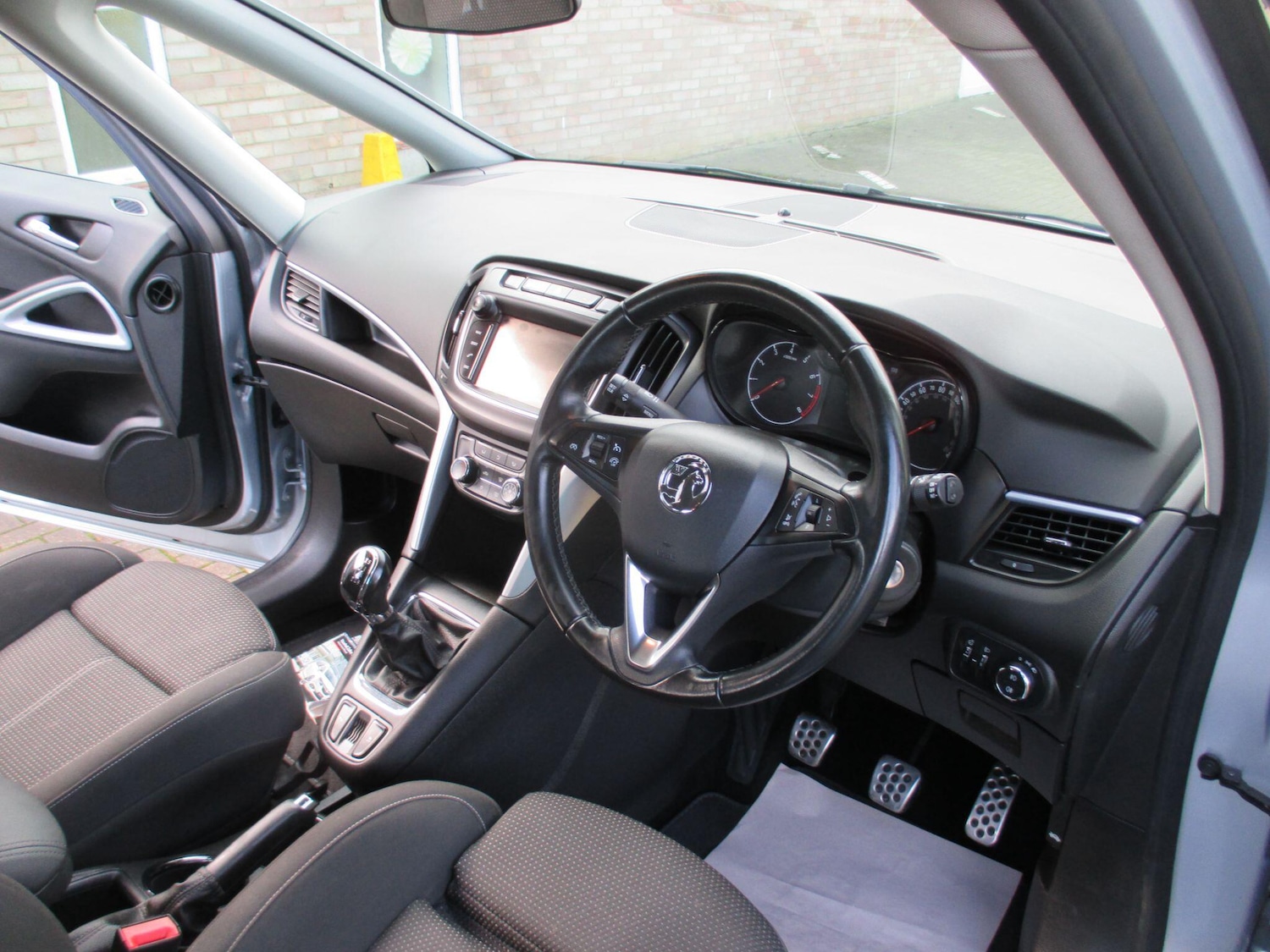 Used Vauxhall Zafira 2017 for sale - 76865445: Photo 16