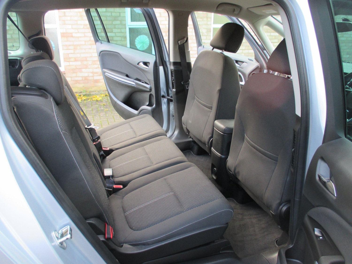 Used Vauxhall Zafira 2017 for sale - 76865445: Photo 28