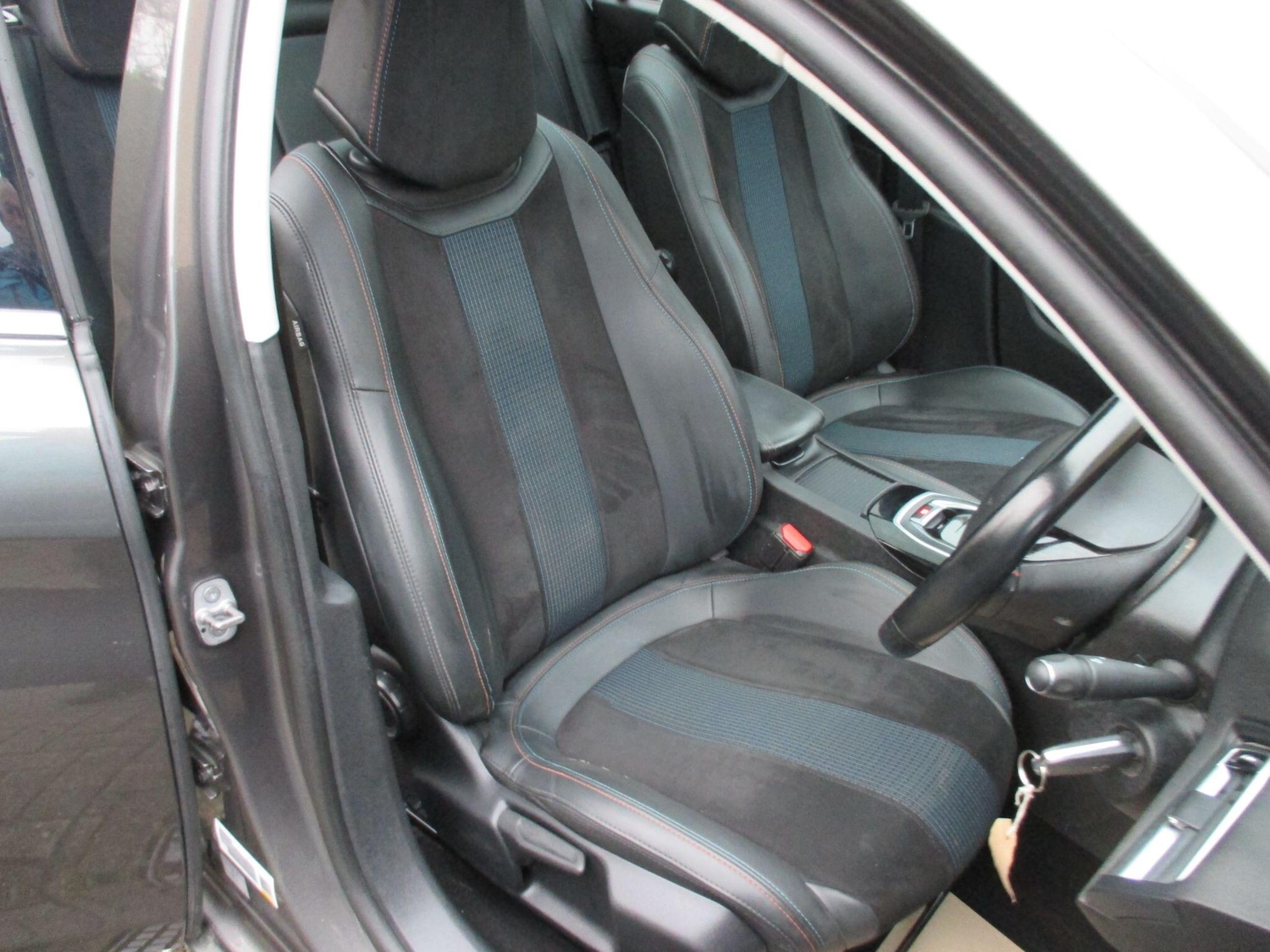 Used Peugeot 308 2019 for sale - 76989711: Photo 21