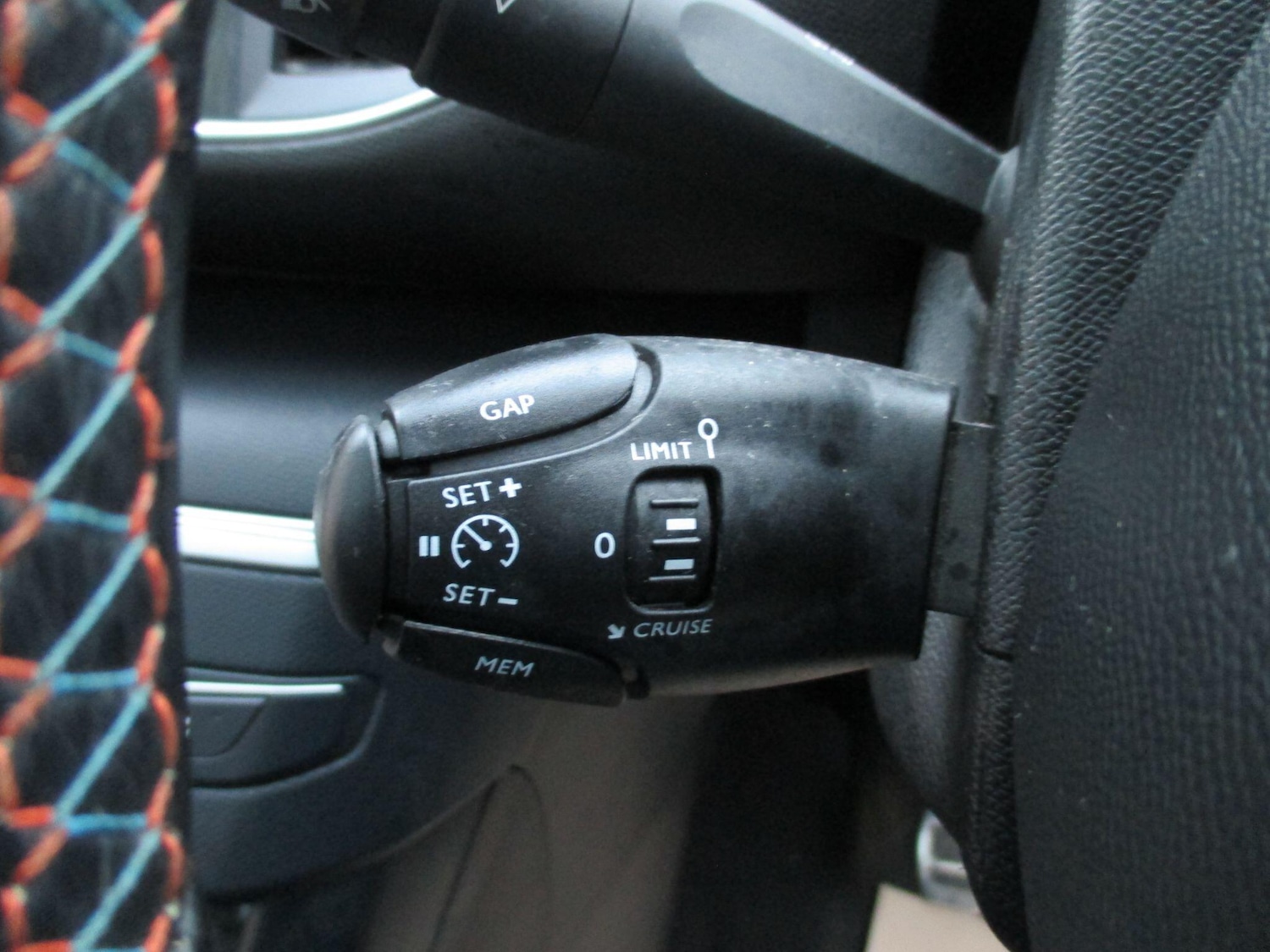 Used Peugeot 308 2019 for sale - 76989711: Photo 37