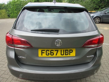 Used Vauxhall Astra 2017 for sale - 78661400: Photo