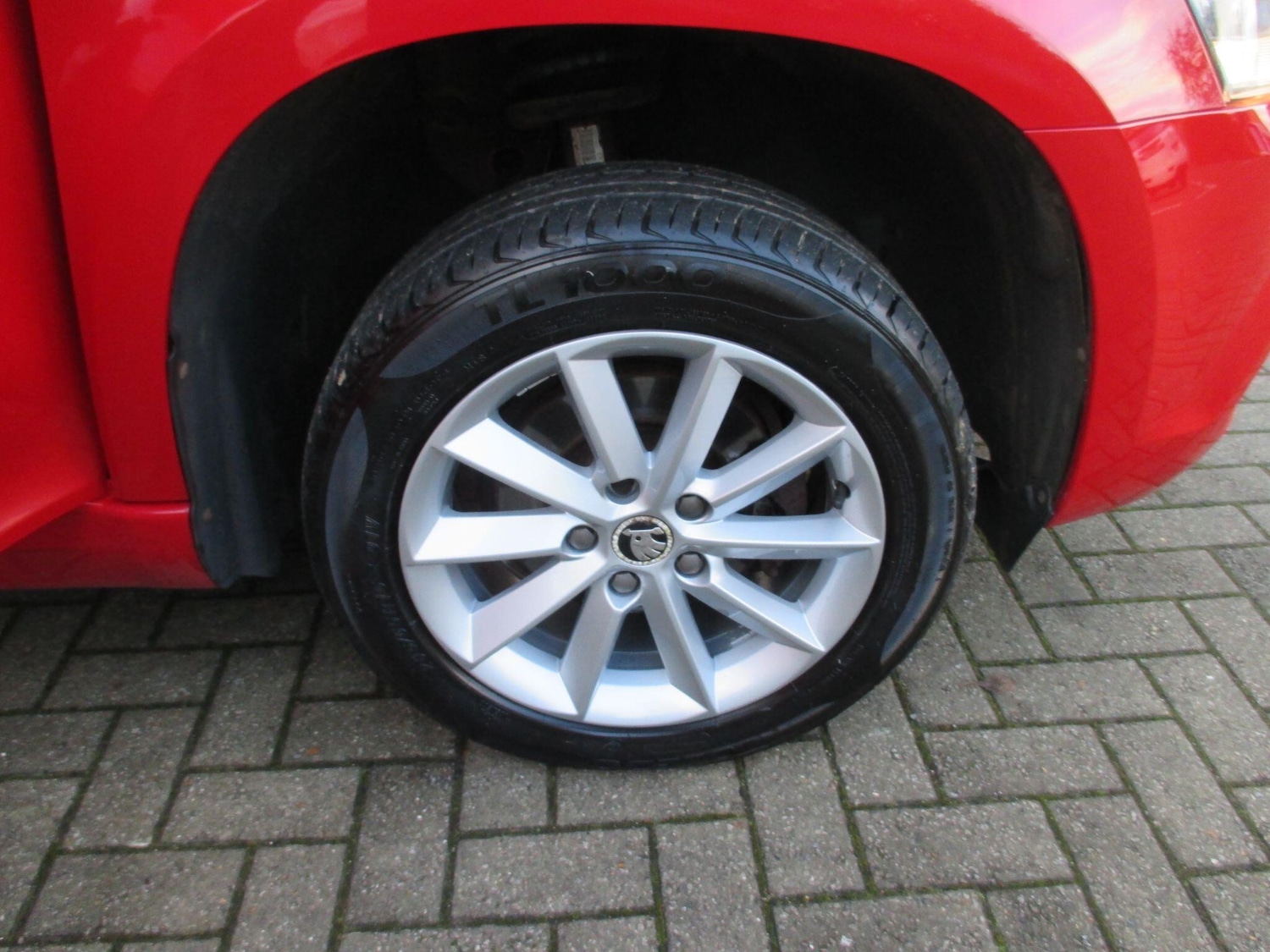 Used Skoda Yeti 2014 for sale - 76728179: Photo 11