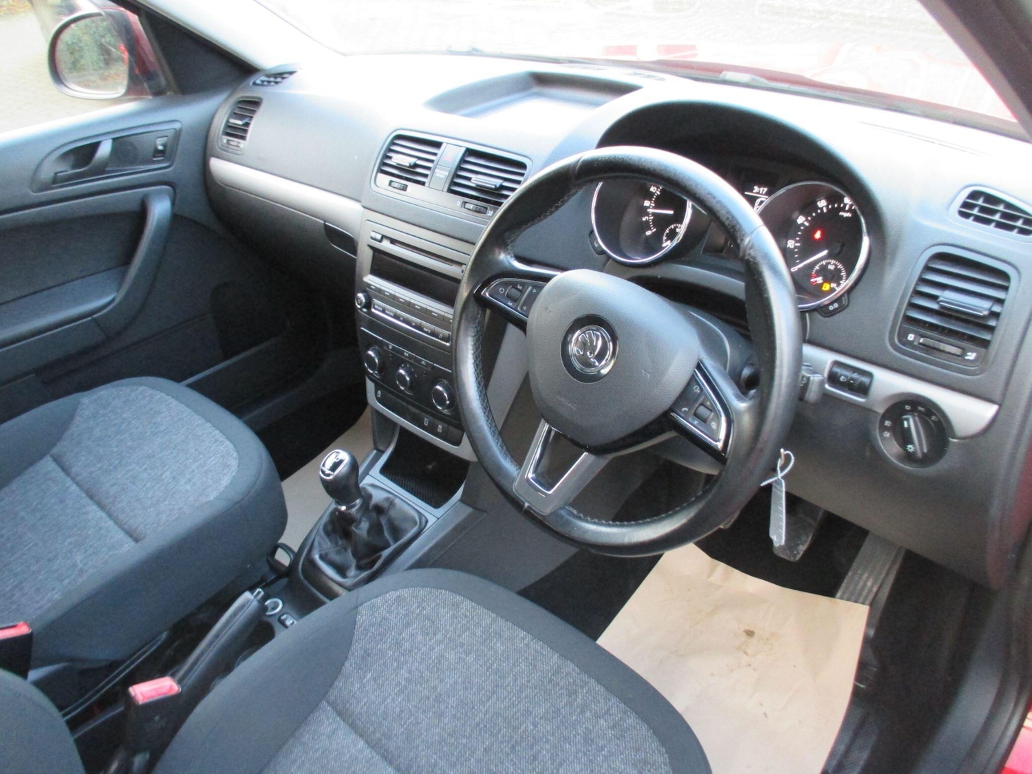 Used Skoda Yeti 2014 for sale - 76728179: Photo 17