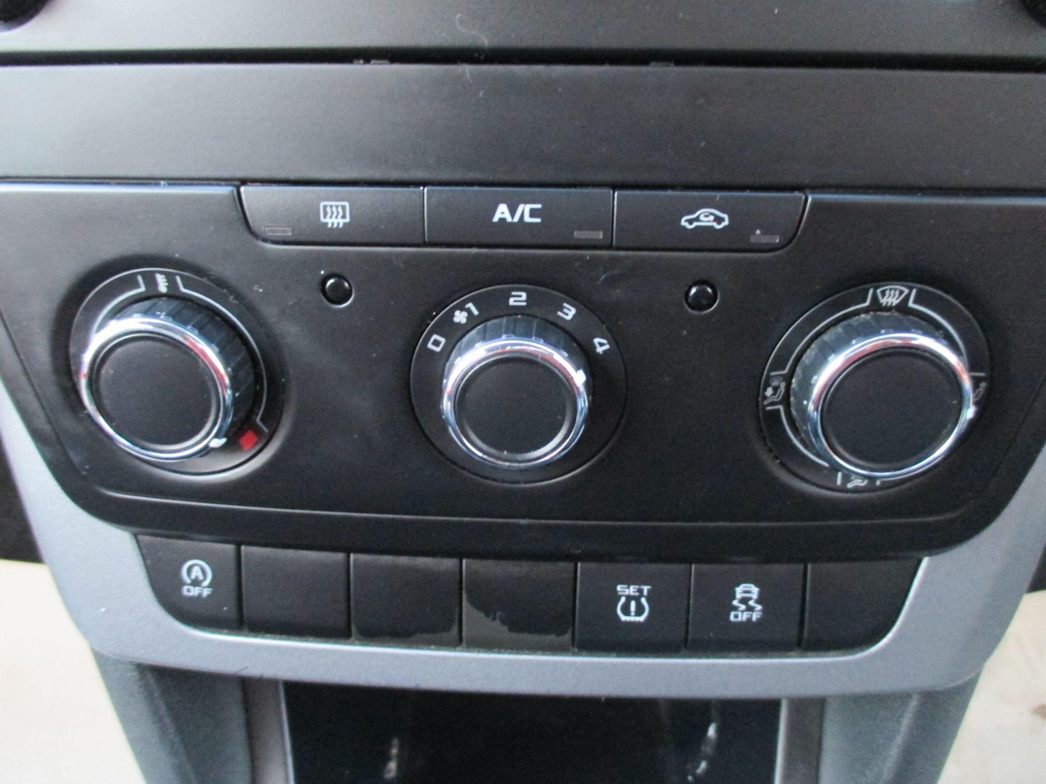 Used Skoda Yeti 2014 for sale - 76728179: Photo 21