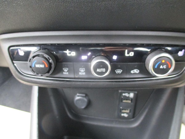 Used Vauxhall Crossland X 2018 for sale - 75751698: Photo 20